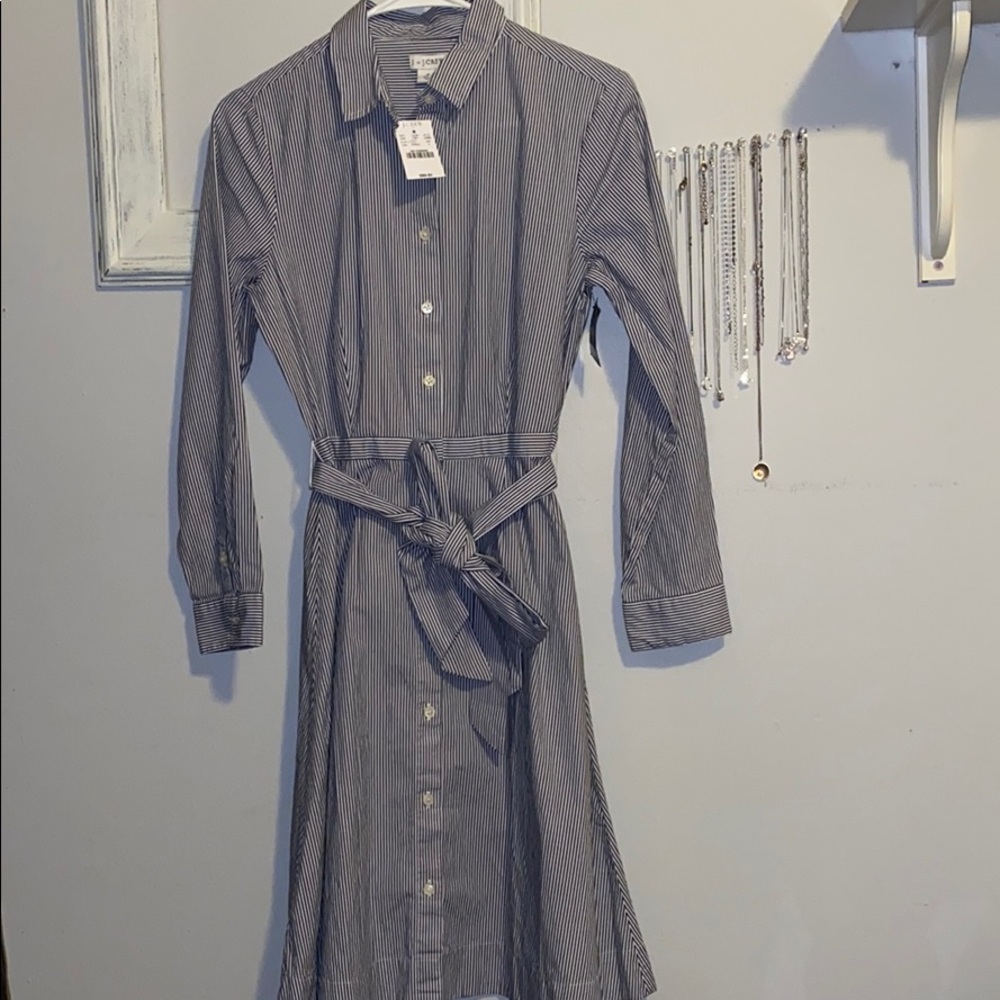 Classic - fit crisp cotton shirt dress in stripe